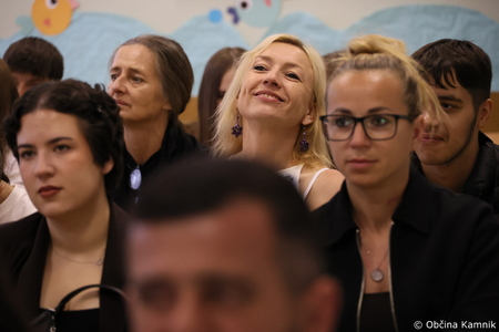 Devetošolci Osnovne šole 27. julij Kamnik naše zgodbe se ne končajo – postanejo le spomini (22)
